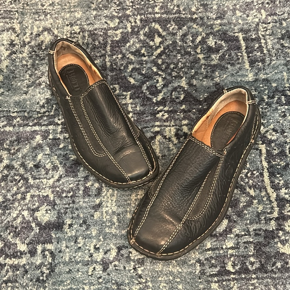 BORN Casual Black Leather Slip On Shoes Sz 6